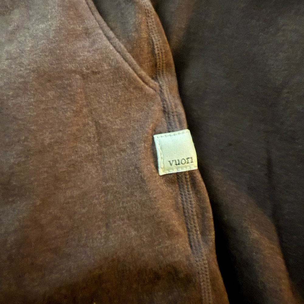 Vuori Jogger Pants - Picture 2 of 3